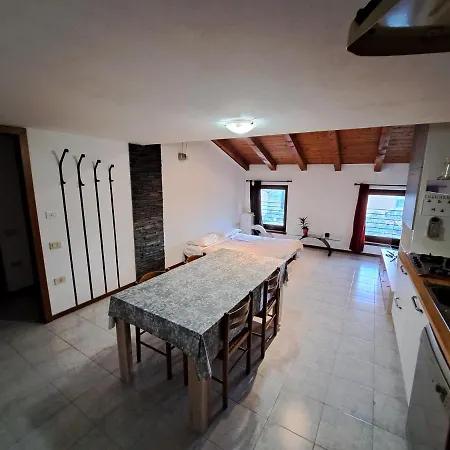 Casa Vacanze S.Tomaso Riva del Garda Exterior photo
